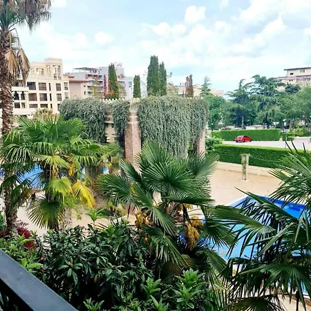 Luxurious - Pool View In Argisht Partez Апартаменти *